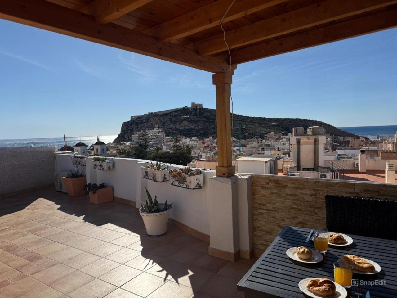 Terraza Con Vistas Cerca Del Centro By Aloha Palma